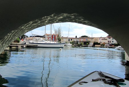 port-grimaud-906692_1920.jpg